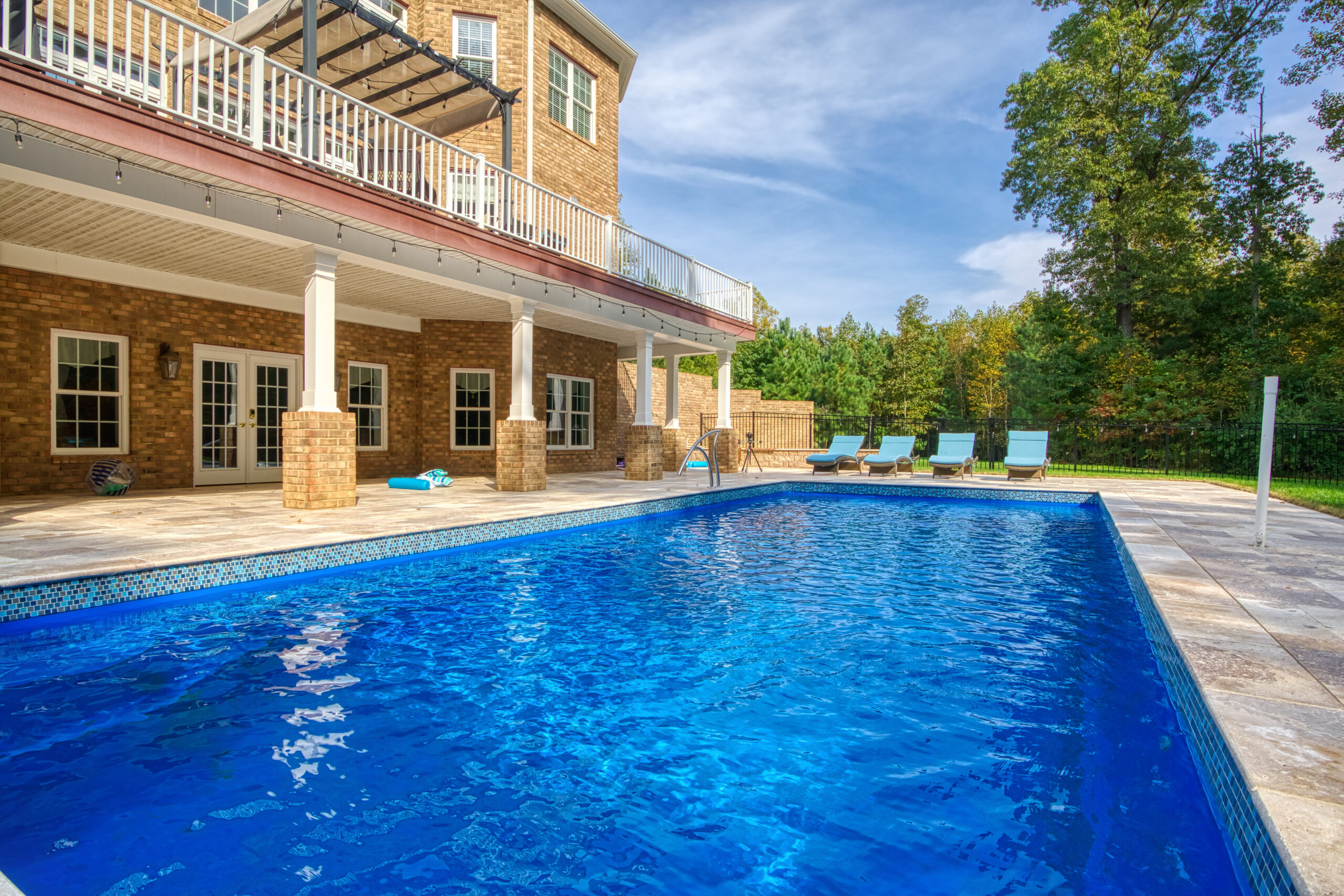 heather_pool-217_AuroraHDR-edit